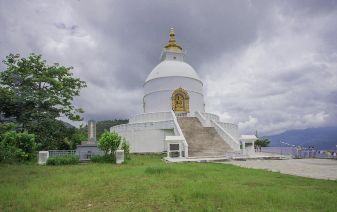 Hotel Oyo 254 White House In Pokhara Esterno foto